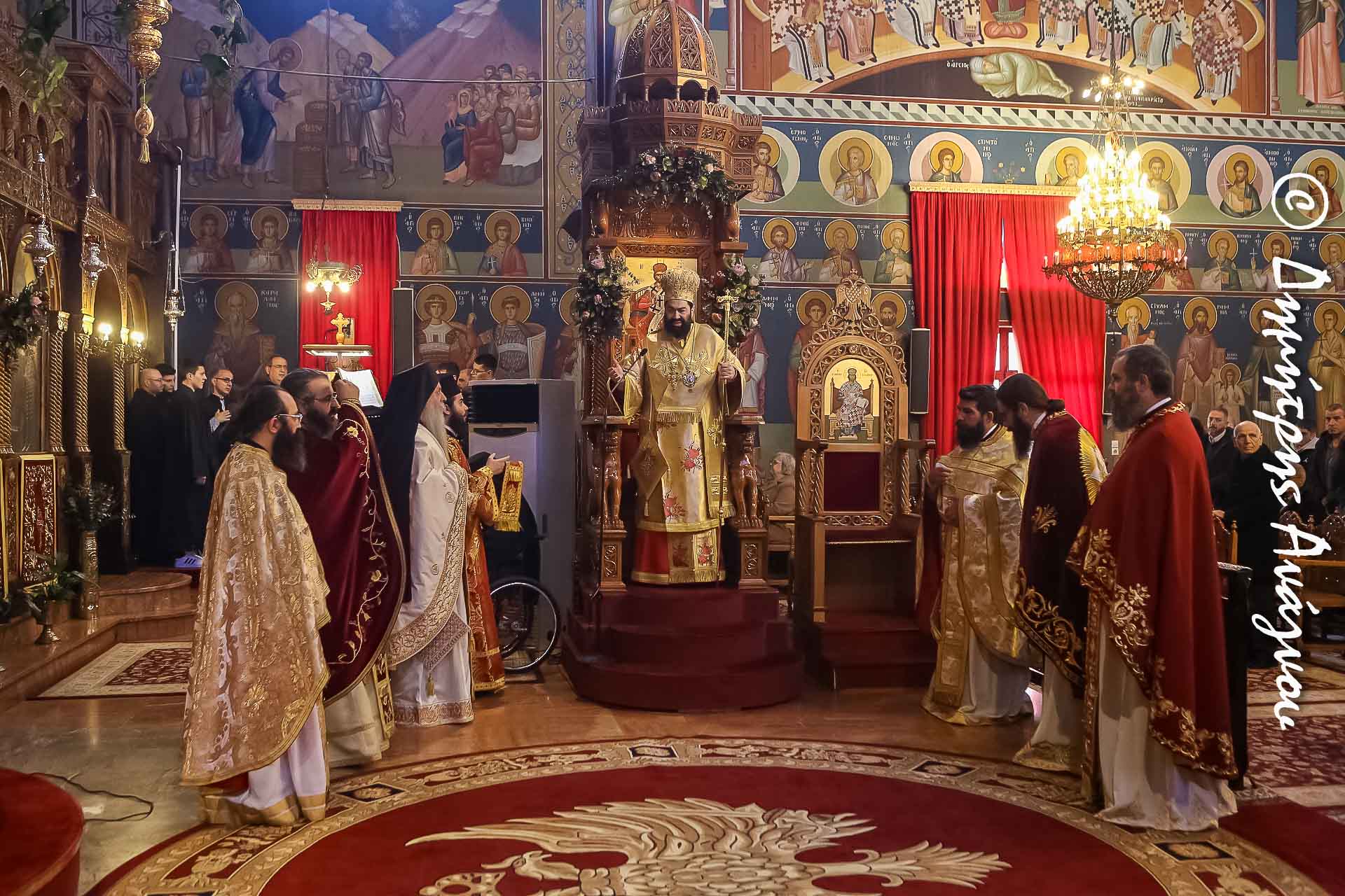 evripou-xrysostomos-ofeiloume-polla-ston-agio-athanasio