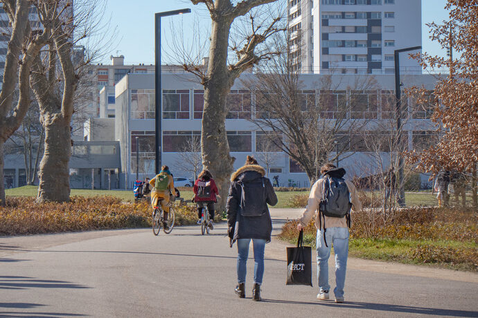 Une partie des étudiants extra-communautaires exonérée de frais d’inscriptions supplémentaires