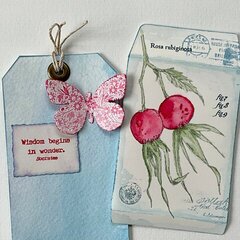 Rose hips pocket and tag