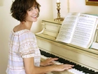 Catherine Bell,pianino, nuty