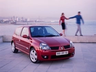 Czerwony Clio 2