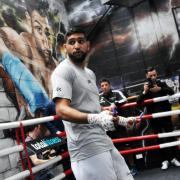 Amir Khan beat Billy Dib