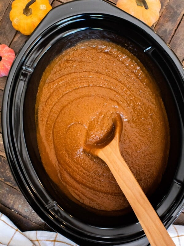 close up of pumpkin butter in slow cooker