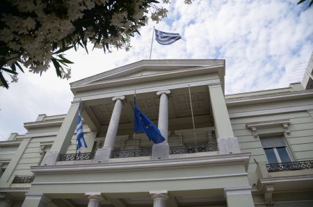 Το ελληνικό «εμπιστευτικό» σχέδιο για την επόμενη μέρα στη Συρία