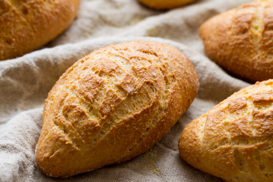 corn-rolls-wild-yeast-550